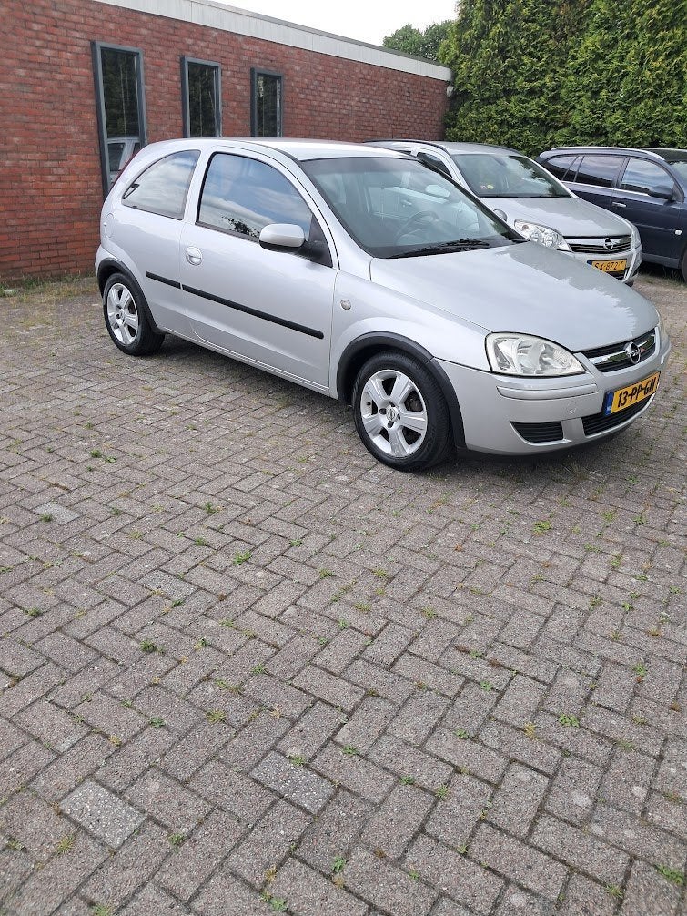 opel corsa c, Auto's, Zwart, Bedrijf, 1200 cc, Corsa