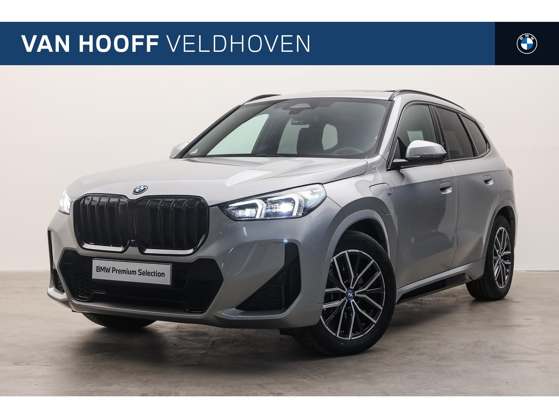 BMW X1 xDrive25e High Executive M Sport Automaat / Panoramad, Dealer onderhouden, Gebruikt, Zwart, Bedrijf