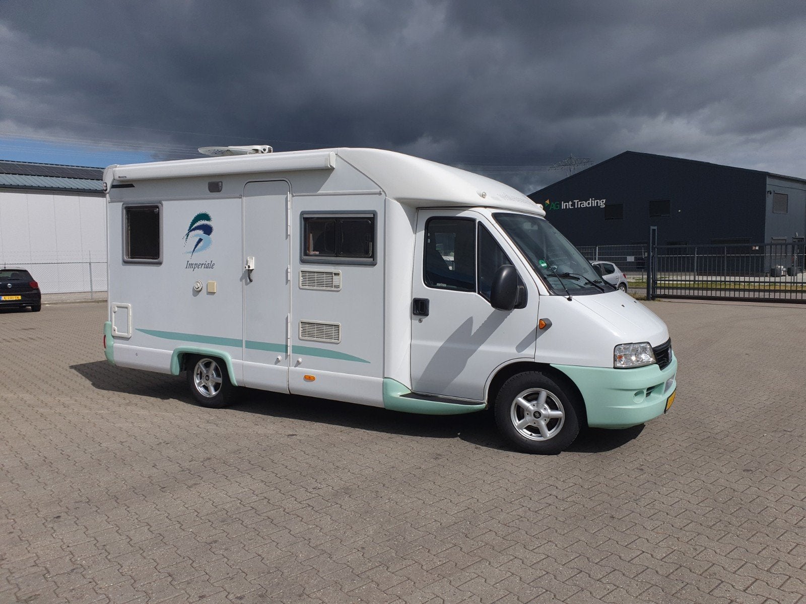 Compacte en complete Imperiale camper - Ideaal voor reizen, Ophalen