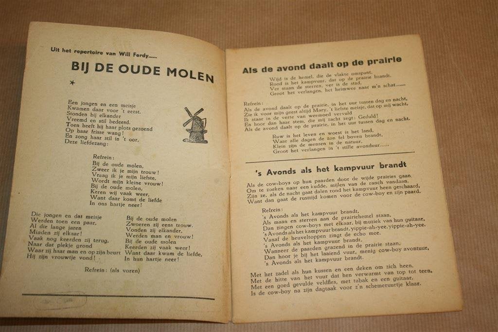 Holland zingt. De nieuwste radio-schlagers., Ophalen of Verzenden, Gelezen, Artiest