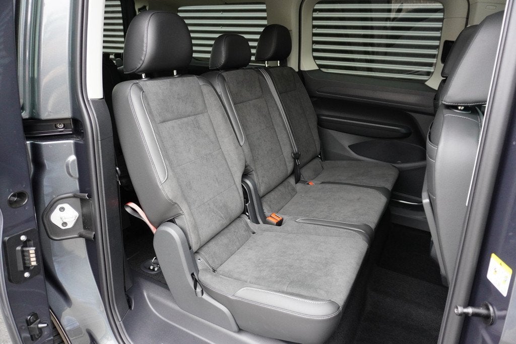 Volkswagen Caddy Maxi L2 150pk Plug-in Hybride Style Automaa, Auto's, Volkswagen, Euro 6, Parkeersensor, 7 stoelen, Bedrijf