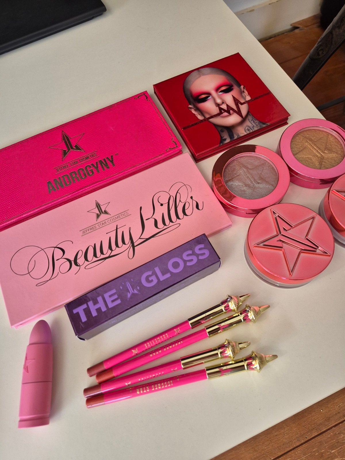 Jeffree Star beauty killer Androgyny Artistry supreme frost, Verzenden, Overige kleuren, Gehele gezicht, Make-up