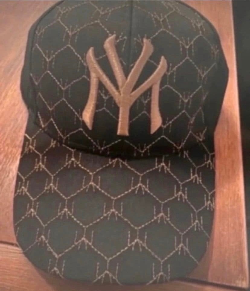 Stijlvolle NY pet - Zwart met gouden details, Ophalen of Verzenden, Nieuw, One size fits all, Pet