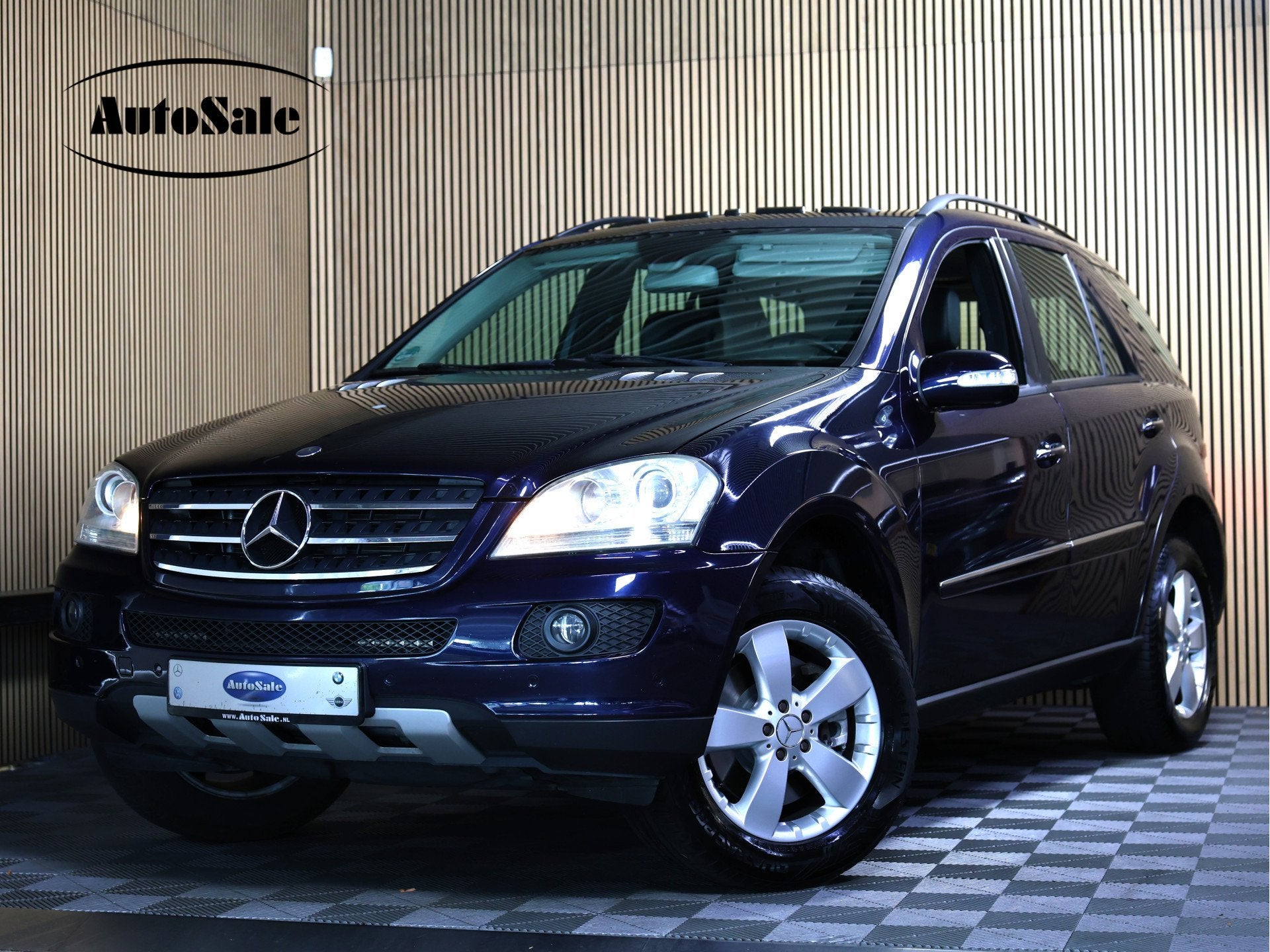 Mercedes-Benz M-Klasse 500 PANO MEMORY NAVI CRUISE LPG g3 CL, Automaat, Gebruikt, 8 cilinders, Blauw