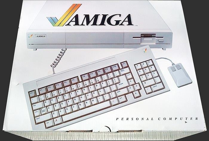 Gezocht Amiga 1000 met doos, Ophalen, Amiga, Amiga, Amiga