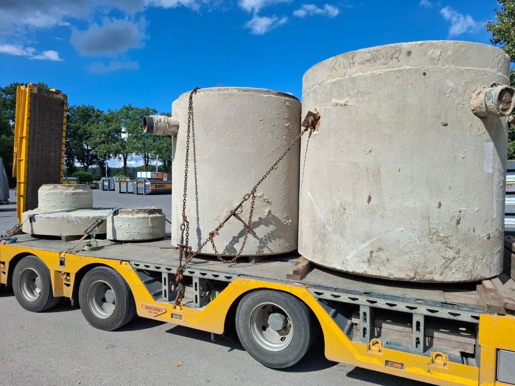 Betonnen slibvangput / bezinkput incl. deksel, Ophalen, Overige materialen, Gebruikt, 80 mm of meer