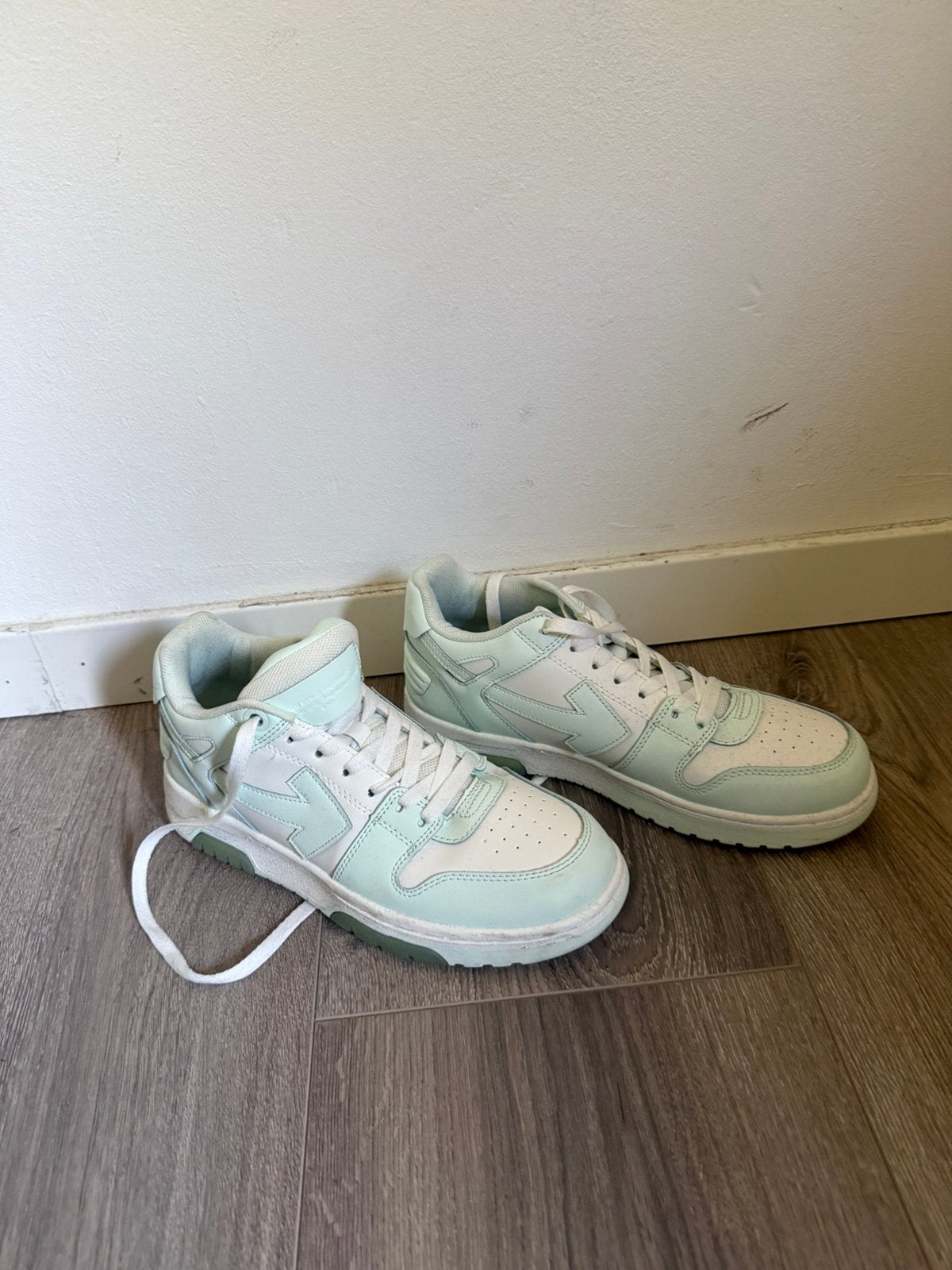 Gedragen Off White schoenen maat 42, Ophalen of Verzenden, Zo goed als nieuw, Overige kleuren