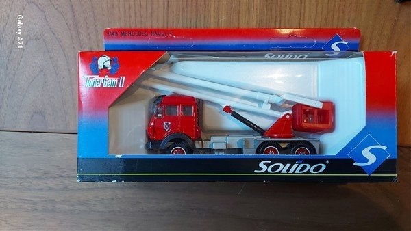 Solido 3149 Mercedes Nacelie brandweer, Ophalen of Verzenden, Zo goed als nieuw, Bus of Vrachtwagen, Solido