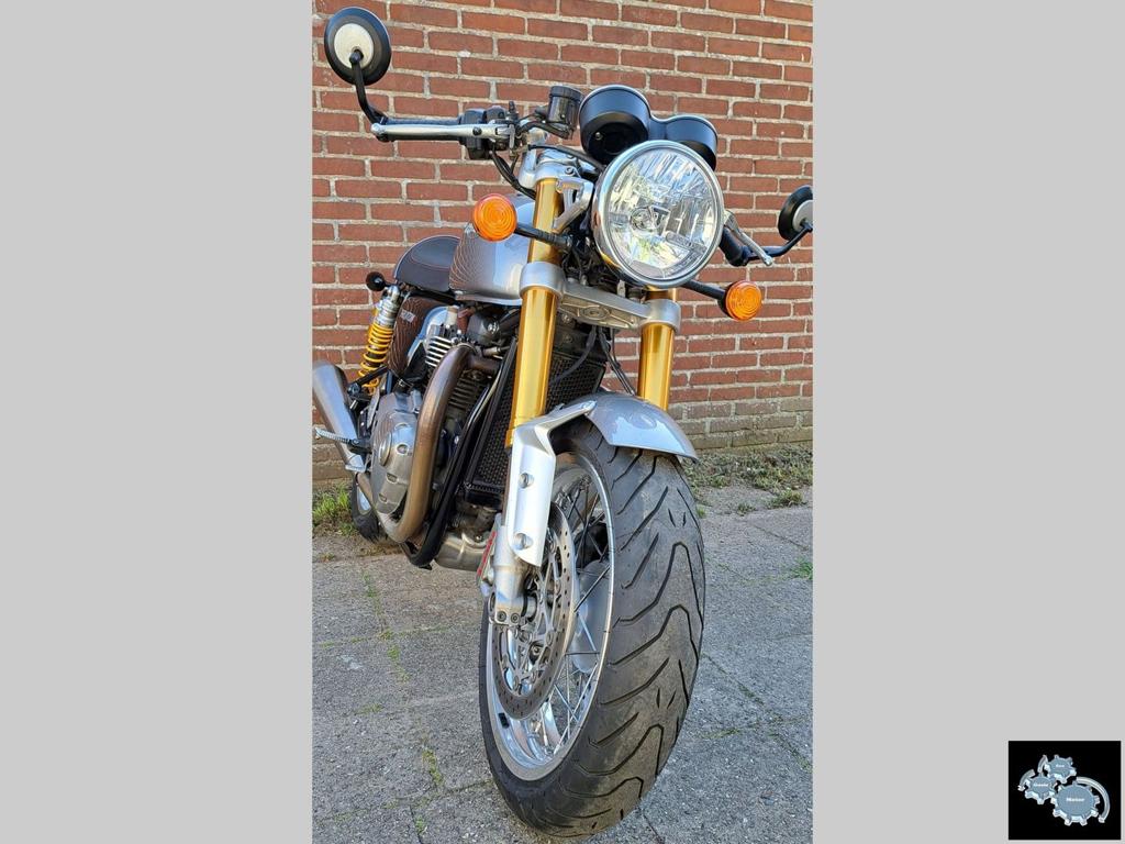 TRIUMPH THRUXTON 1200 R (bj 2016)  ((( Nette staat ))), Motoren, 2 cilinders, Motorrijbewijs A, Bedrijf, Onbekend