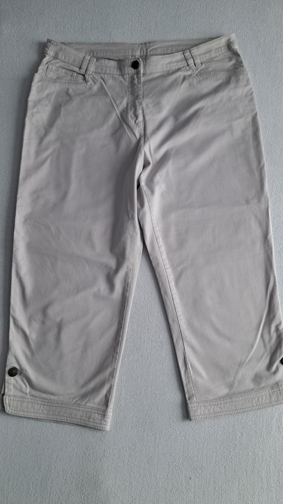 Lichte capri van Canda, mt. 46, Kleding | Dames, Broeken en Pantalons, Beige, Maat 46/48 (XL) of groter, Ophalen of Verzenden