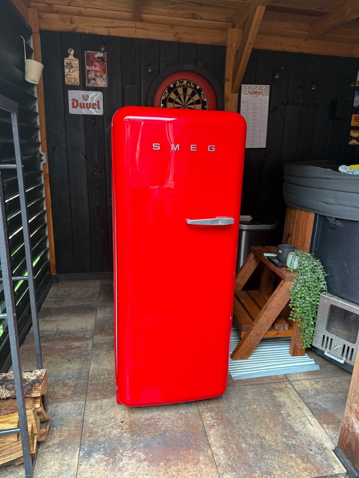 Smeg Koelkast - Rood (koelelementen defect), Ophalen, 200 liter of meer, 160 cm of meer, Energieklasse A of zuiniger