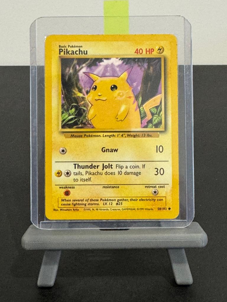 Pikachu 58/102 Pokemon Base Set Kaart, Ophalen of Verzenden, Gebruikt, Losse kaart