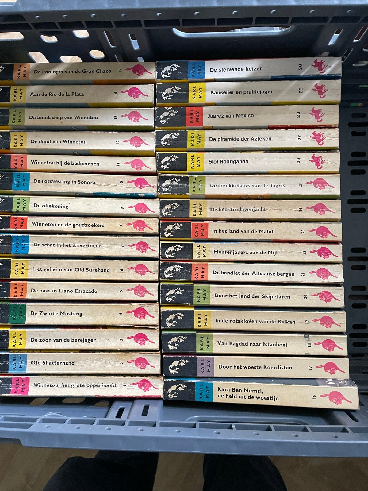 Karl May Boeken Collectie - de complete serie 1-50., Verzenden, Gelezen