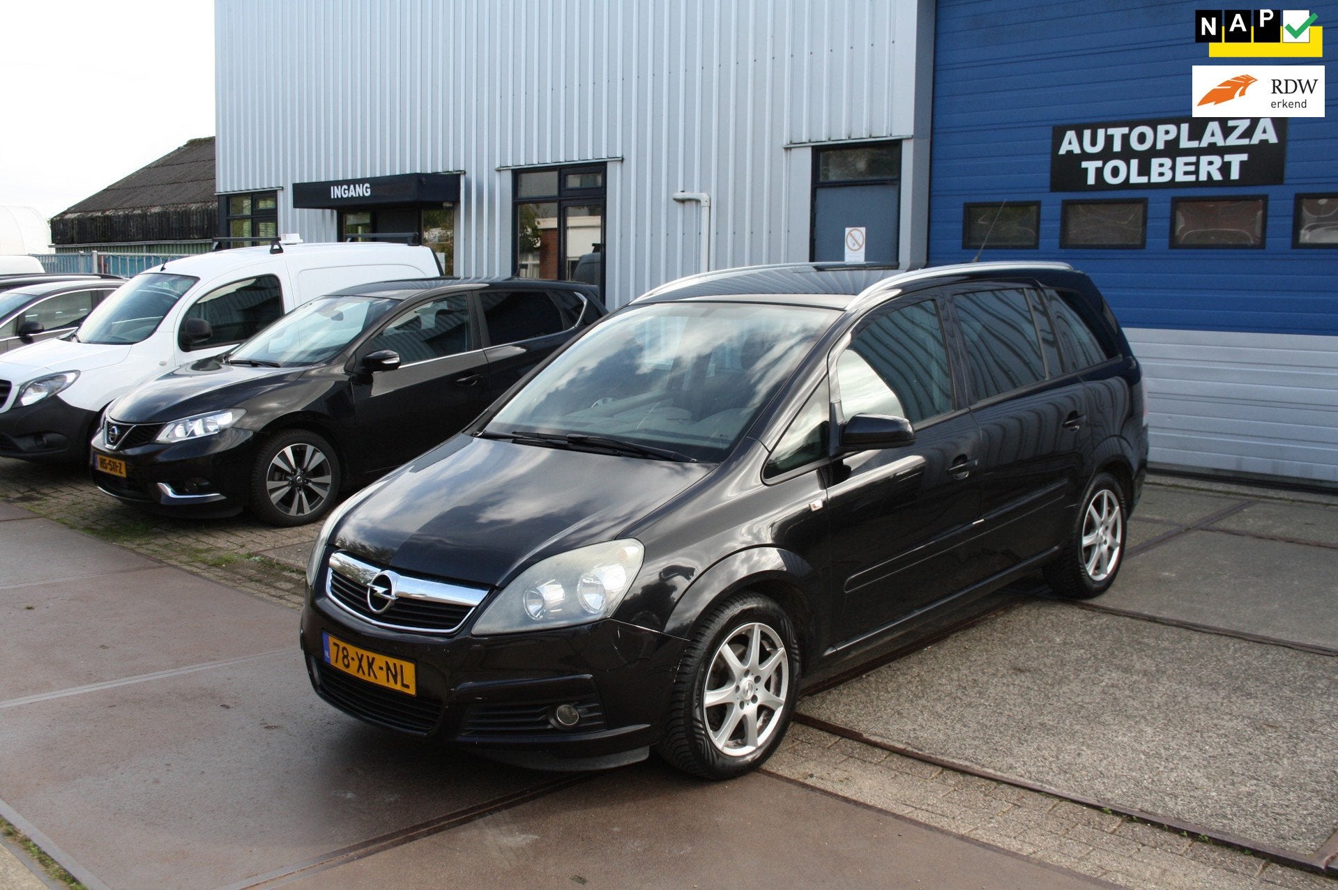 Opel Zafira 1.8 Temptation *AUTOMAAT*EXPORT*, Auto's, Stof, Gebruikt, Zwart, 4 cilinders
