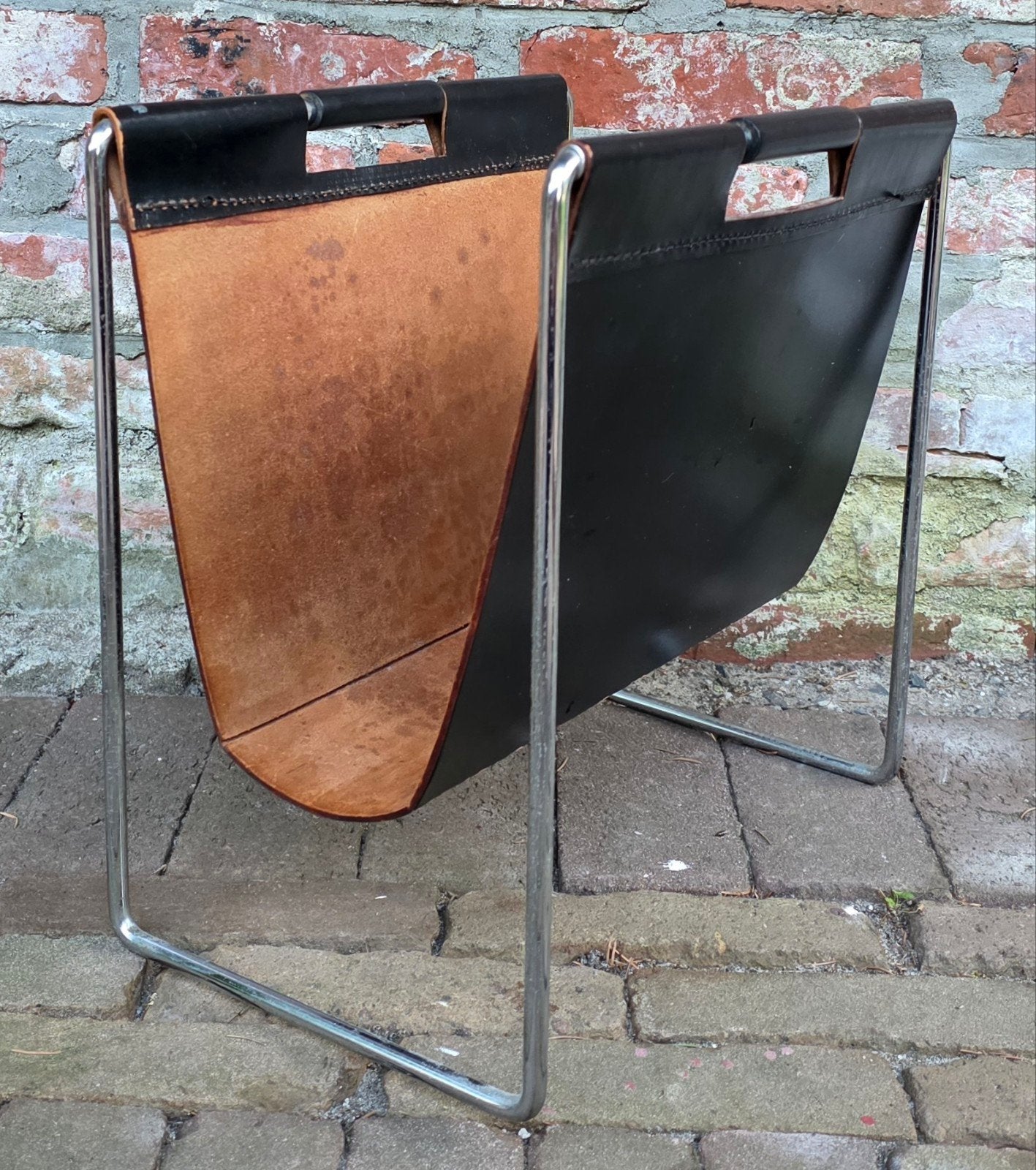 Vintage, design magazine houder van Brabantia., Huis en Inrichting, Woonaccessoires | Krantenbakken en Lectuurbakken, Ophalen