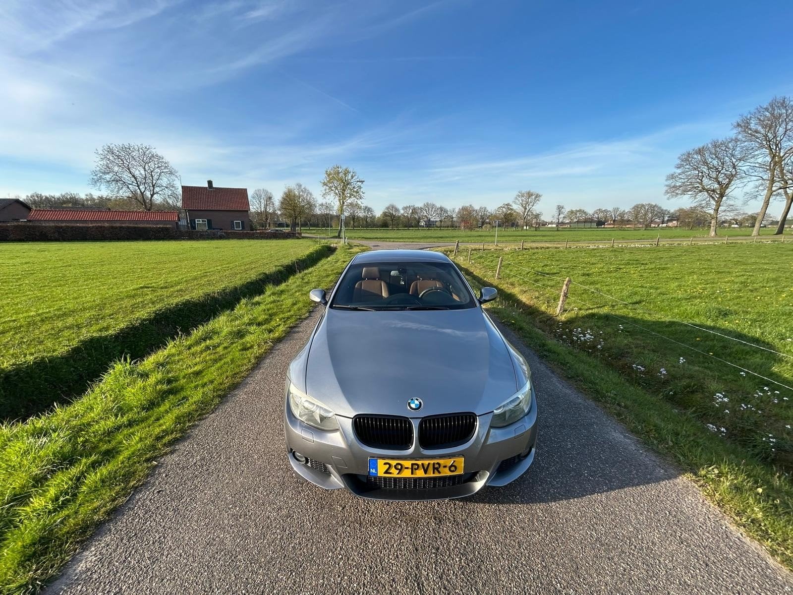 BMW 3-Serie 3.0 I 325 Coupe AUT 2011 Grijs, Auto's, Automaat, 745 kg, Achterwielaandrijving, 2996 cc