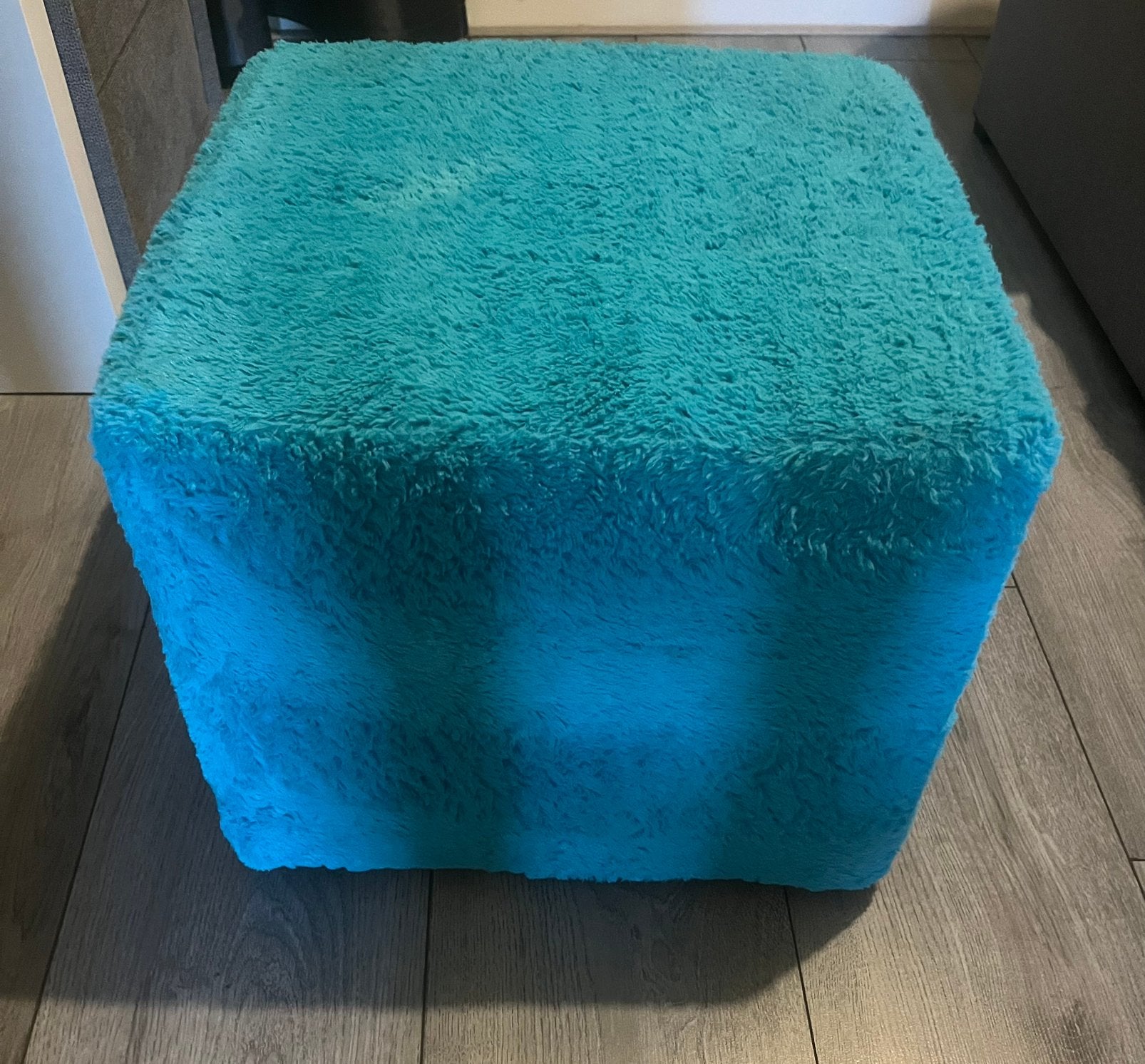 Poef turquoise, Ophalen, Minder dan 50 cm, Gebruikt, Vierkant
