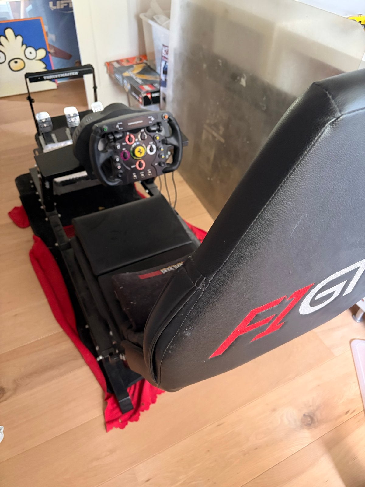 Thrustmaster F1 racestuur met Playseat F1GT simulator, Spelcomputers en Games, Ophalen, Gebruikt, 1 speler, Racen en Vliegen