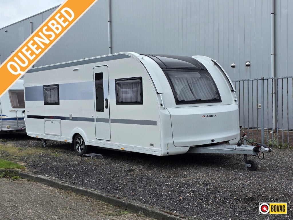 Adria Adora 613 UT, Caravans en Kamperen, Rondzit, Bedrijf, Reservewiel, Adria