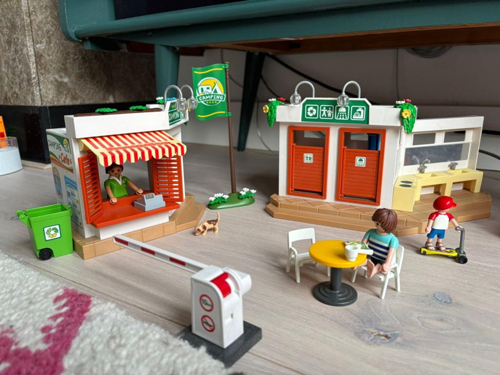 Playmobil Camping, Ophalen of Verzenden, Gebruikt, Complete set