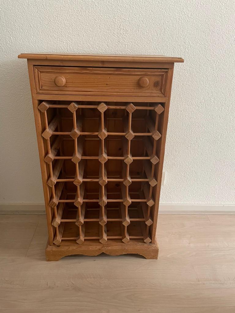 Wijn kastje, Ophalen, Gebruikt, Hout, 50 tot 75 cm
