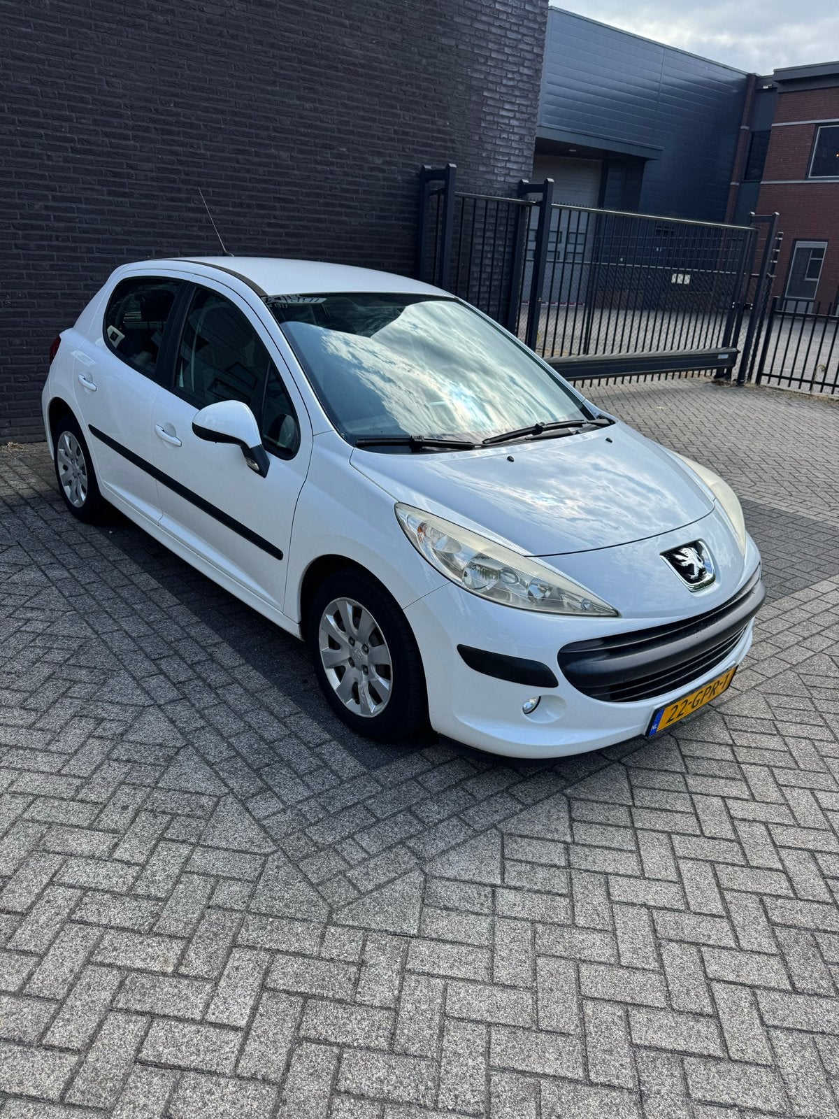 Peugeot 207 1.4 VTI 16V 5DRS 2008 Wit, Voorwielaandrijving, Stof, Zwart, 1153 kg