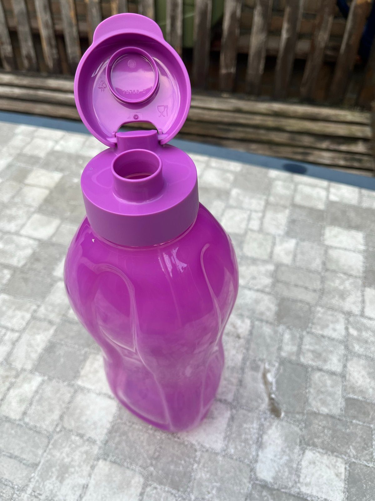Tupperware drinkfles nieuw 2 liter paars, Ophalen, Paars, Nieuw, Drinkfles