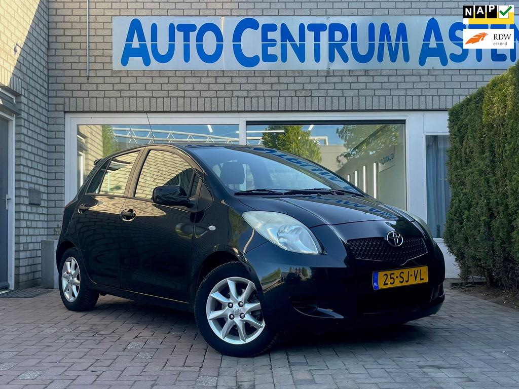 Toyota Yaris 1.3 VVTi Terra, Auto's, Toyota, Bedrijf, Te koop, Yaris, ABS, Airbags, Airconditioning, Boordcomputer, Centrale vergrendeling