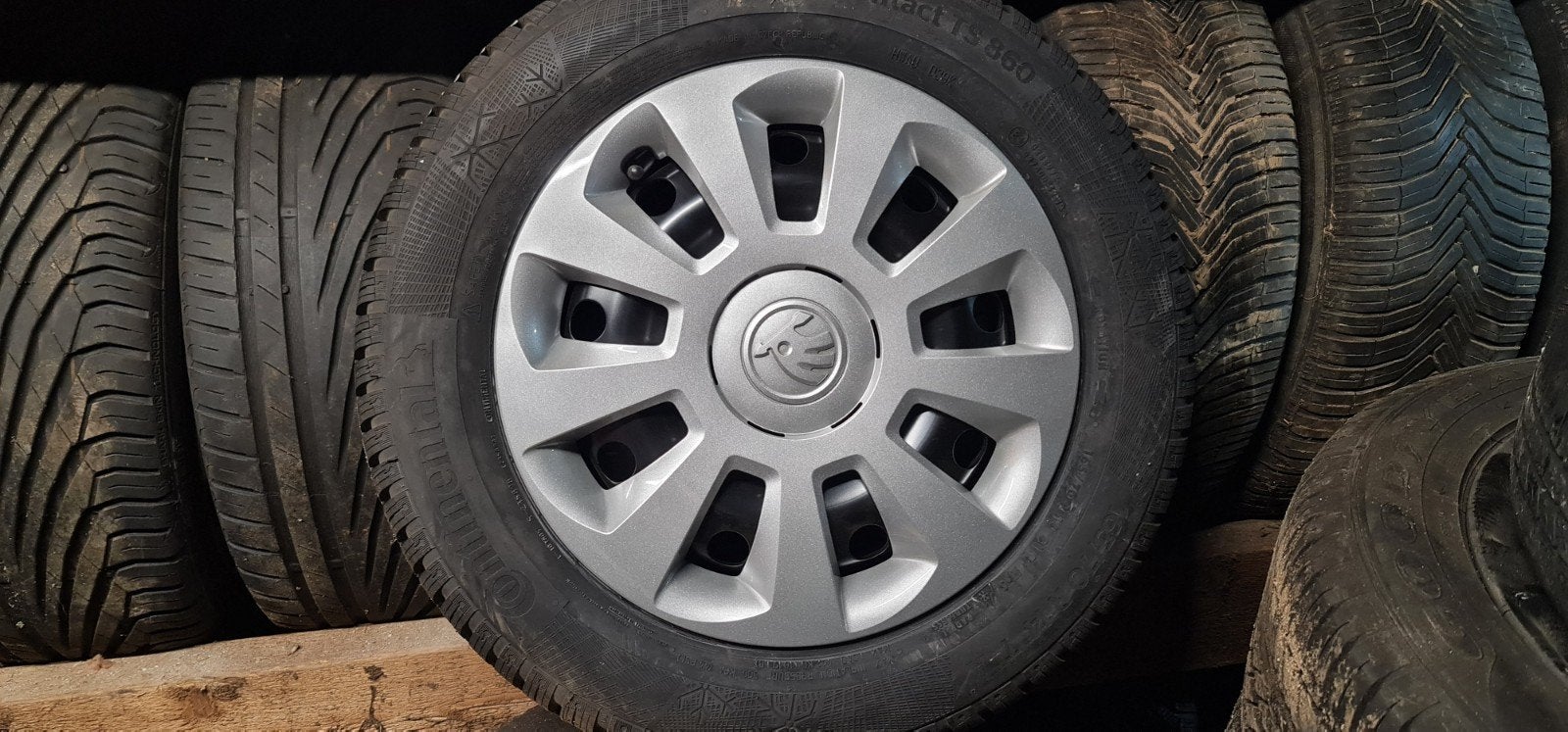 Winterbanden, Seat Mii, VW UP!, Skoda Citigo, Ophalen, 14 inch, Banden en Velgen, Nieuw