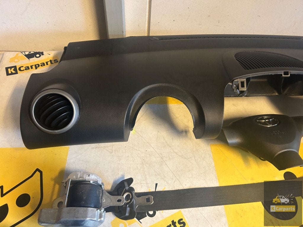 Compleet Airbag set + dashboard Toyota Aygo O256175 2005/14, Info@fabrikant.eu, Fabrikantstraat 1
1000 AA  Amsterdam, NL, Ophalen of Verzenden