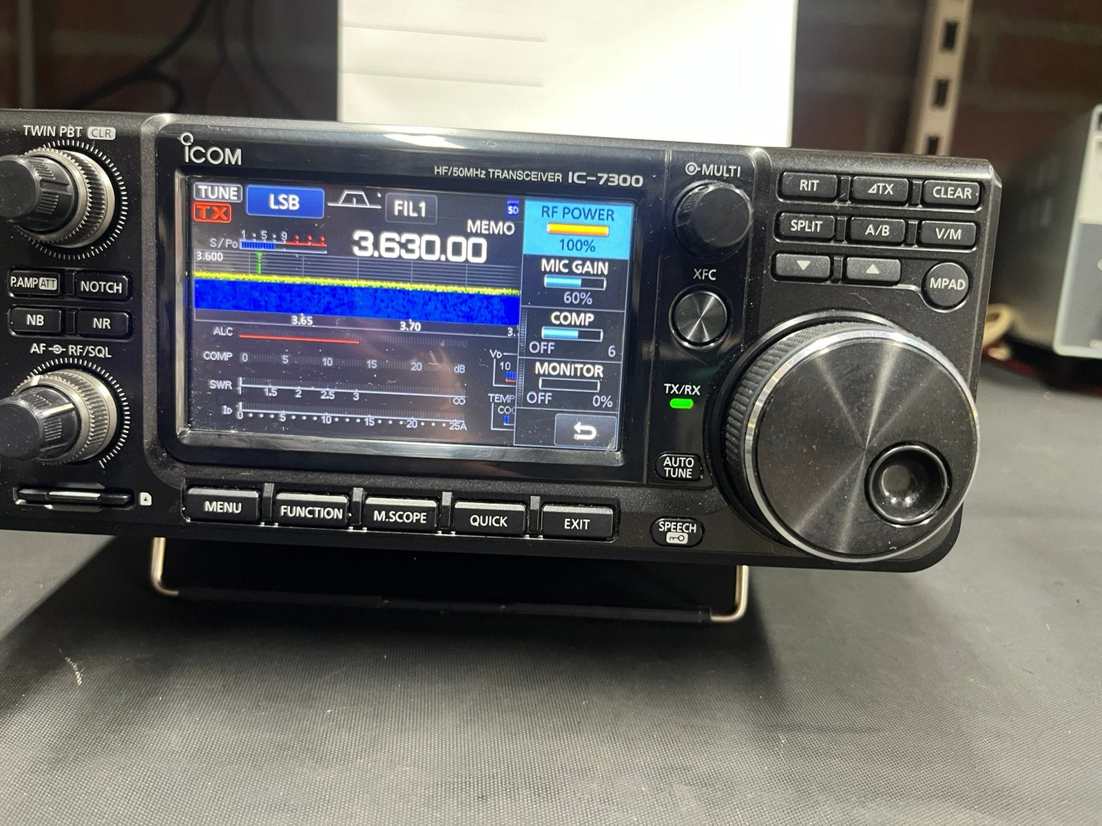 Icom 7300 hf, Ophalen of Verzenden, Zo goed als nieuw
