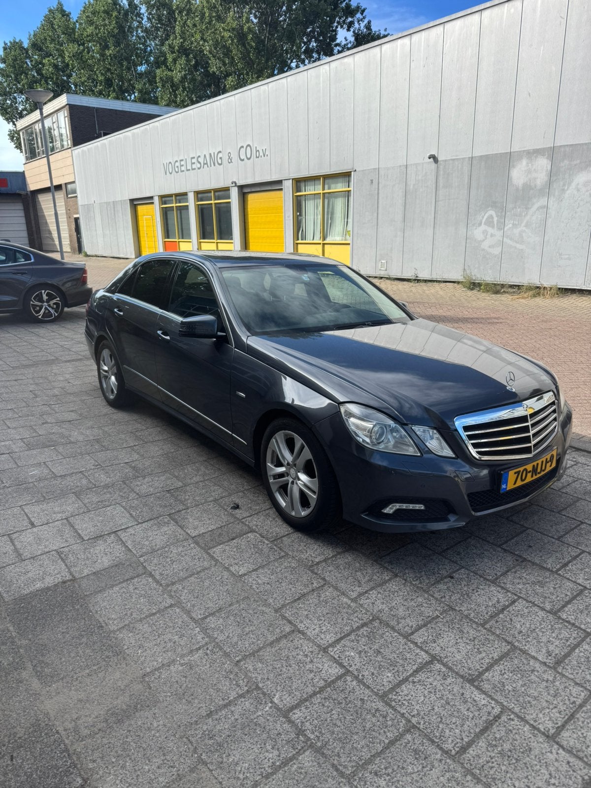 Mercedes-Benz E-Klasse 2.1 CDI E200 Sedan AUT 2010 Grijs, Auto's, Mercedes-Benz, Particulier, E-Klasse, Diesel, B, Sedan, Automaat