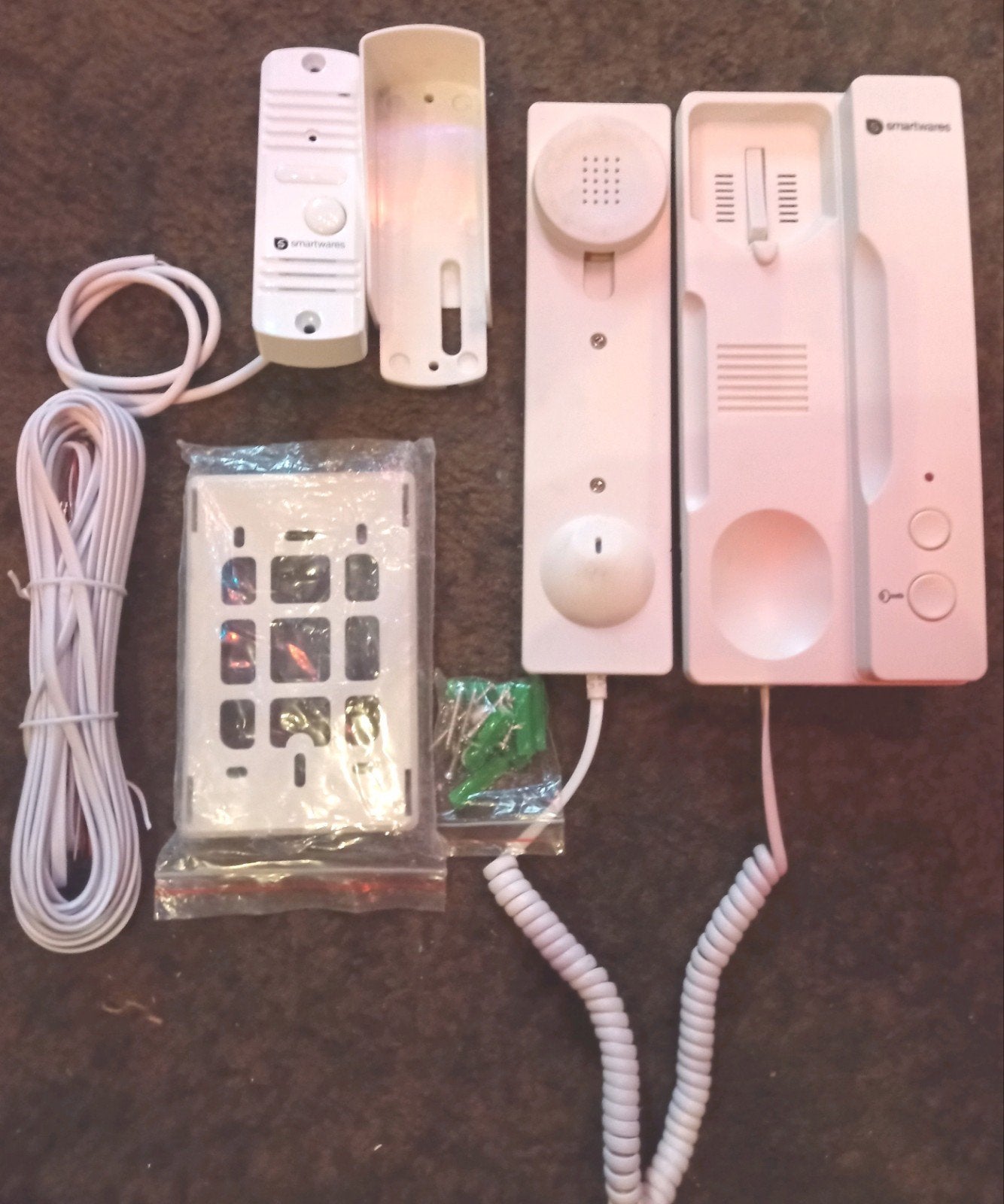 NIEUWE Smartwares bedrade audio intercom met stalen deurbel, Ophalen of Verzenden