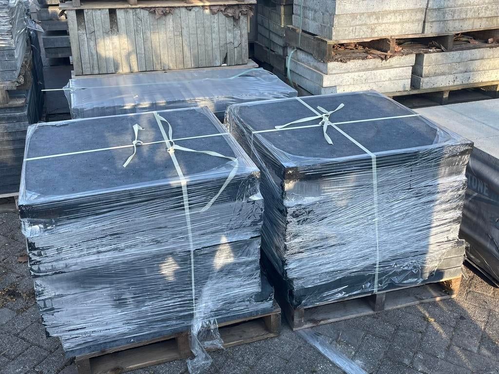 oud Hollandse tegels 80x80x5 cm antraciet RESTPARTIJ, Ophalen, Nieuw, Beton, Terrastegels