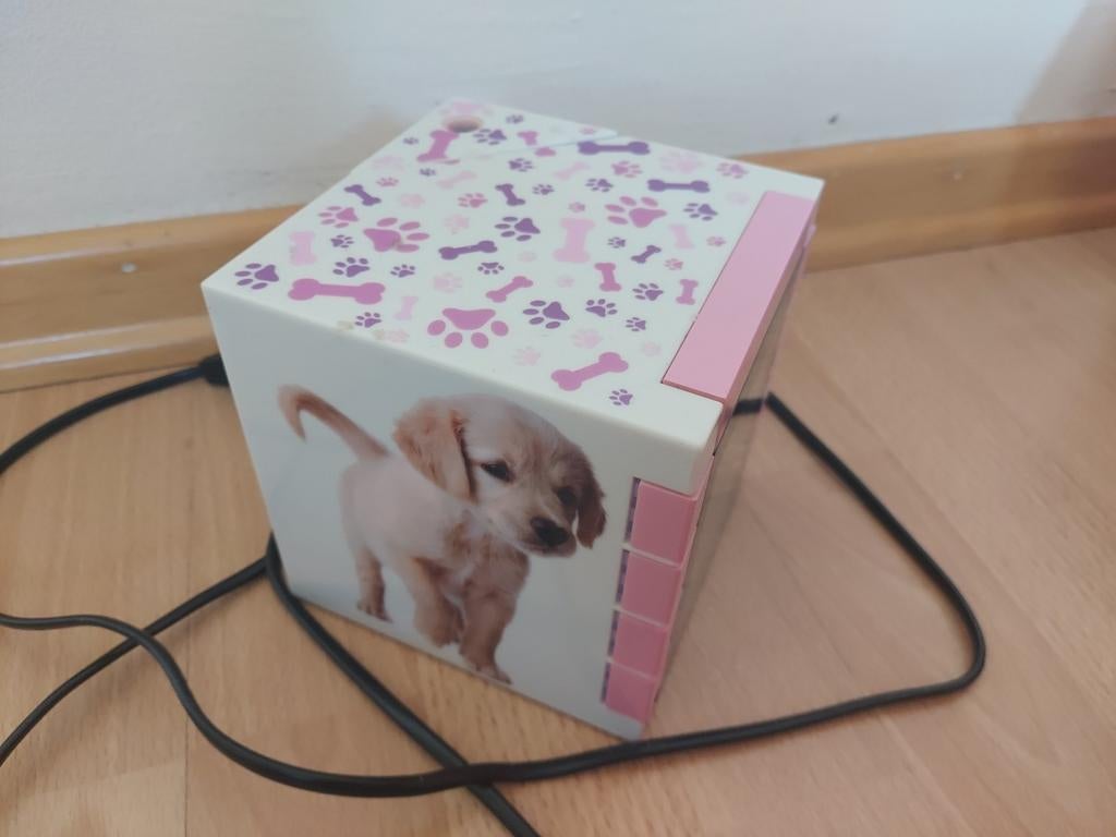 Bigben Sound Radio Wekker met Projector - Puppy Design, Ophalen of Verzenden, Zo goed als nieuw, Digitaal