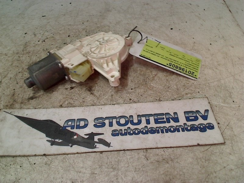Motor Raammechaniek Links Voor E Estate (S212) 2010, Gebruikt, Mercedes-Benz AG, Mercedes-Benz, Mercedesstraße 120, Stuttgart 70372, , Duitsland