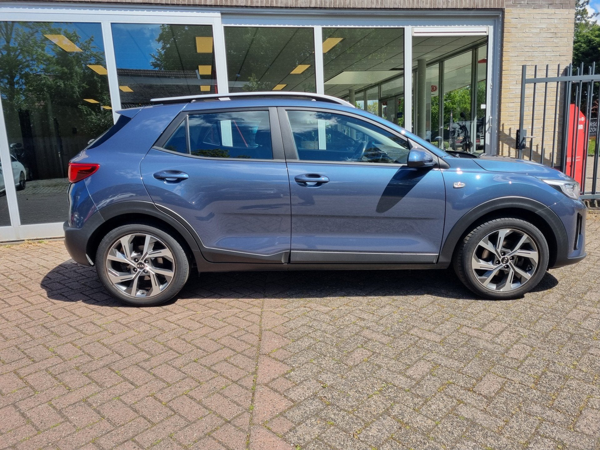 Kia Stonic 1.0 T-GDi MHEV DynamicLine Zeer nette auto! trekh, Auto's, Voorwielaandrijving, 450 kg, Gebruikt, Euro 6