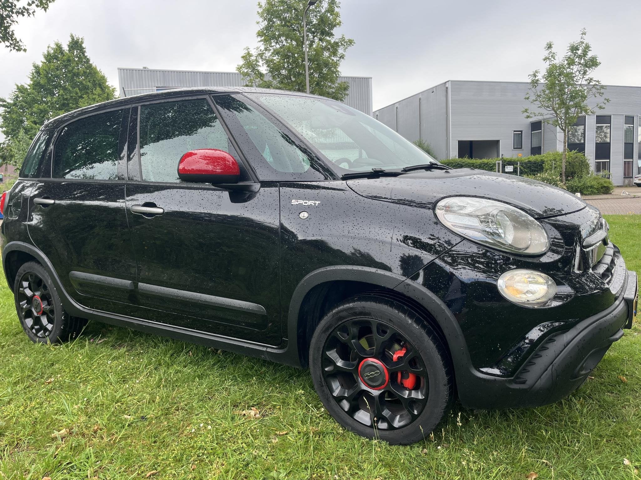 Fiat 500 L 1.4-16V SPORT Navi,Cam,Pano., Auto's, Voorwielaandrijving, Dealer onderhouden, Gebruikt, 400 kg