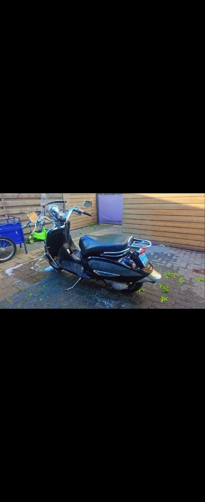 Foto 3 van Aprilia Mojito Custom Scooter