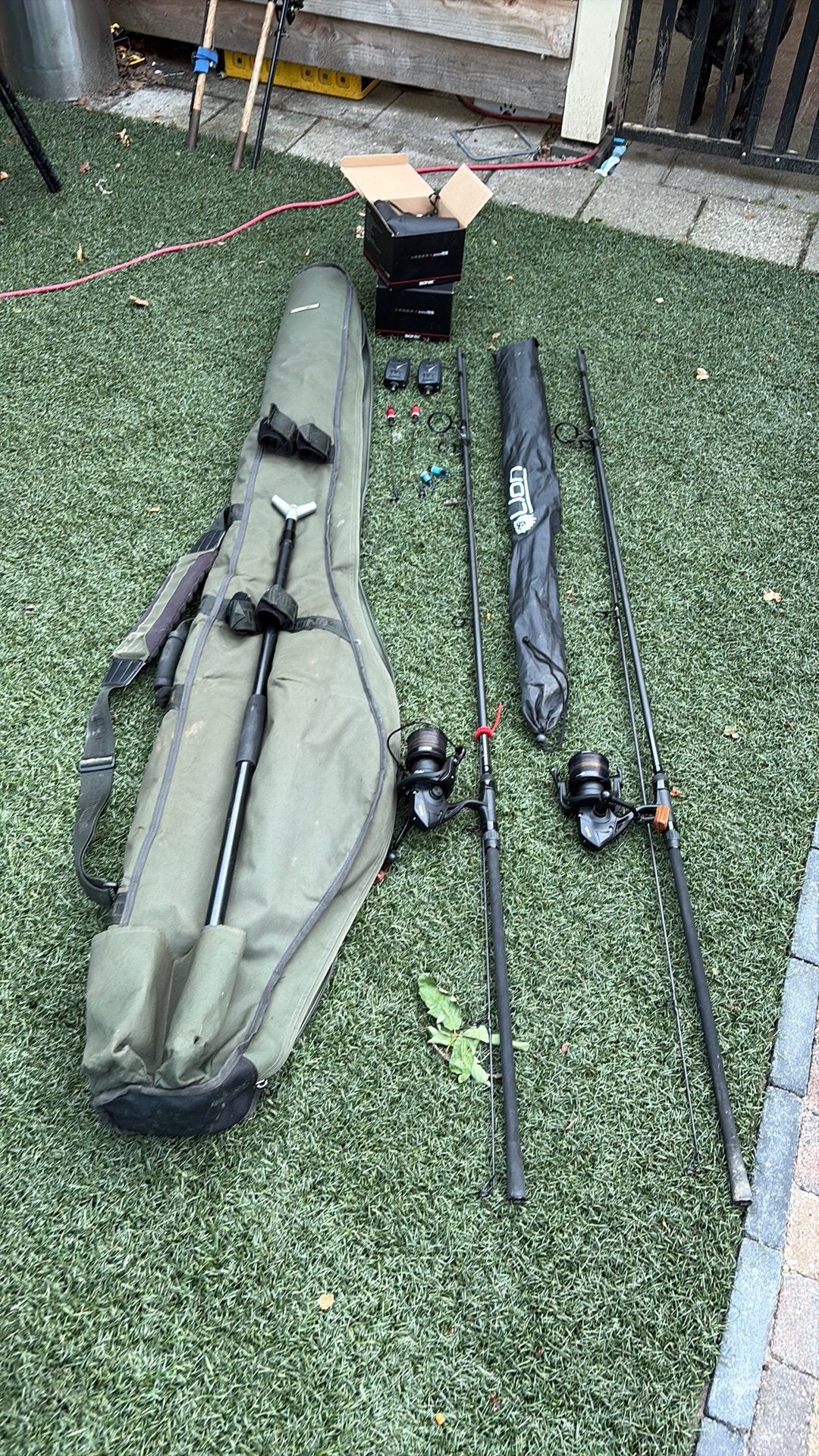 Sonik karperset 12 ft, Watersport en Boten, Hengelsport | Karpervissen, Ophalen of Verzenden, Zo goed als nieuw