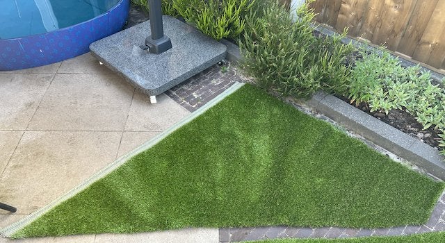 Hondengras 4 kleinere stukken diervriendelijk kunstgras, Tuin en Terras, Gras en Kunstgras, Ophalen, Nieuw, Minder dan 10 m², Kunstgras