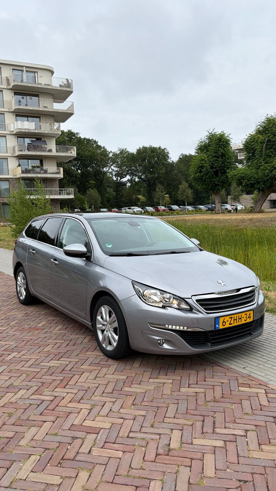 Peugeot 308 1.6 E-hdi 88 KW SW 2014 Grijs, Voorwielaandrijving, Stof, 4 cilinders, Origineel Nederlands