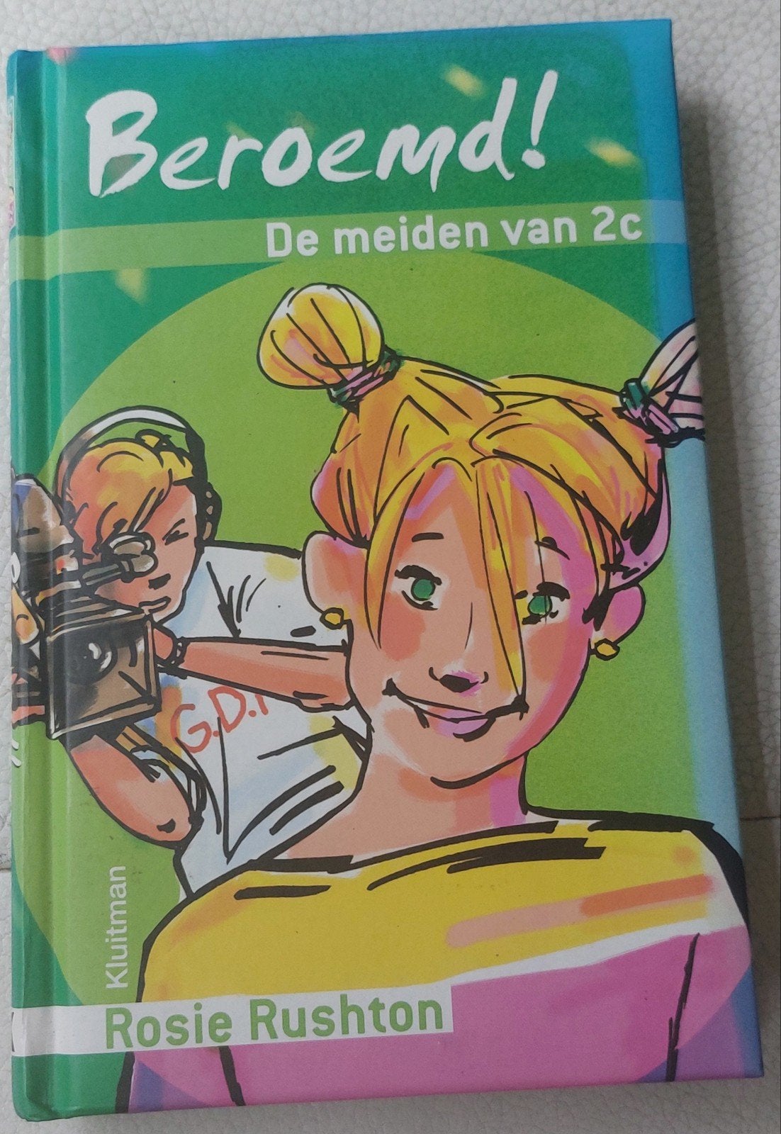 Beroemd! De meiden van 2c - Rosie Rushton, Ophalen of Verzenden, Gelezen, Rosie Rushton, Fictie