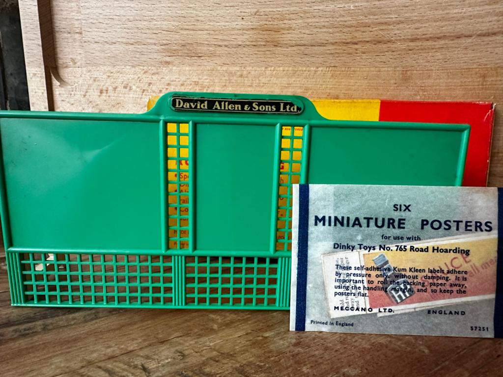 Dinky Toys Road Hoarding nr. 765, Ophalen of Verzenden, Nieuw