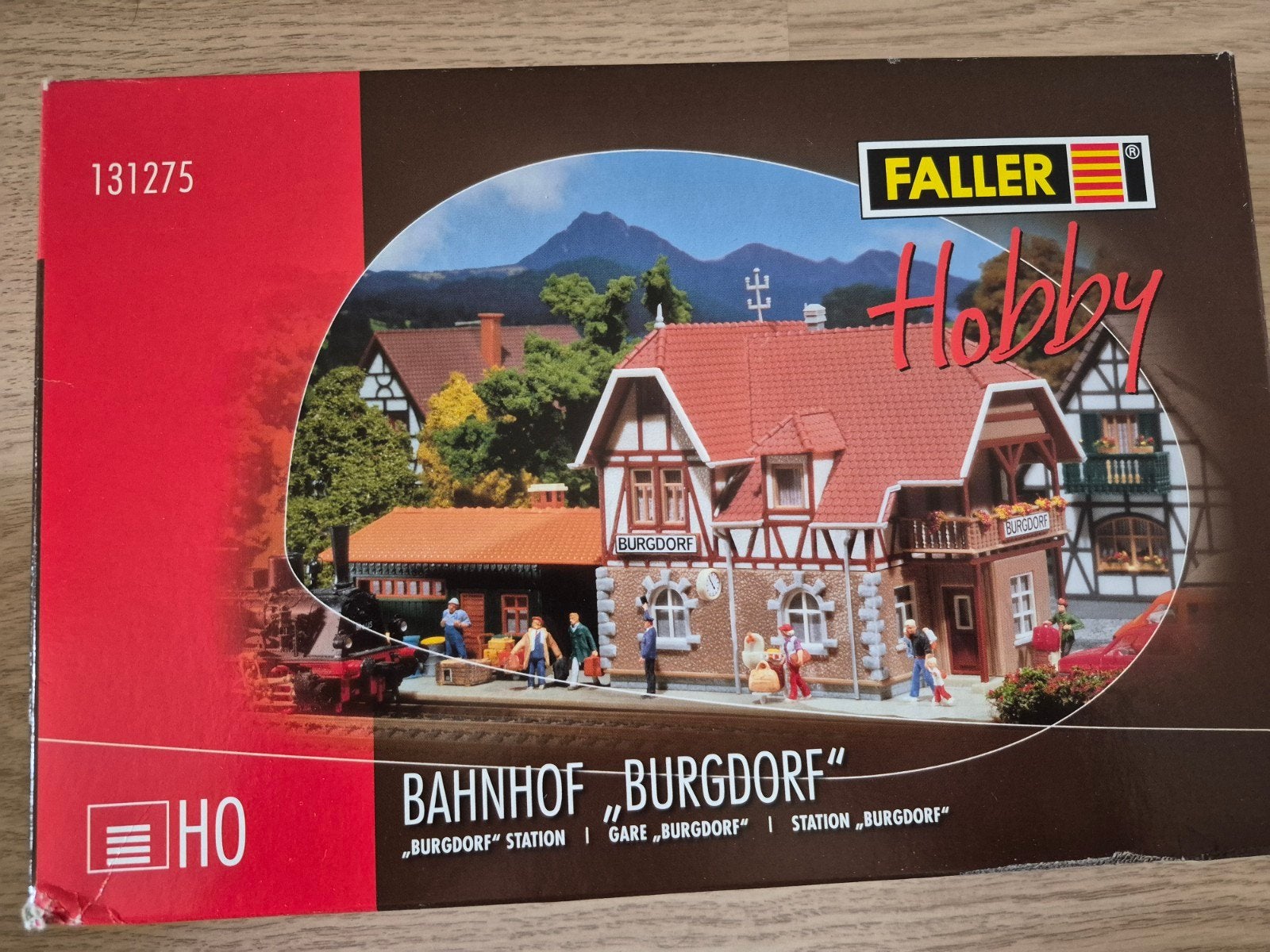 Faller 131275 - Station Burgdorf, Hobby en Vrije tijd, Modeltreinen | H0, Overige merken, Gelijkstroom of Wisselstroom, Brug, Tunnel of Gebouw