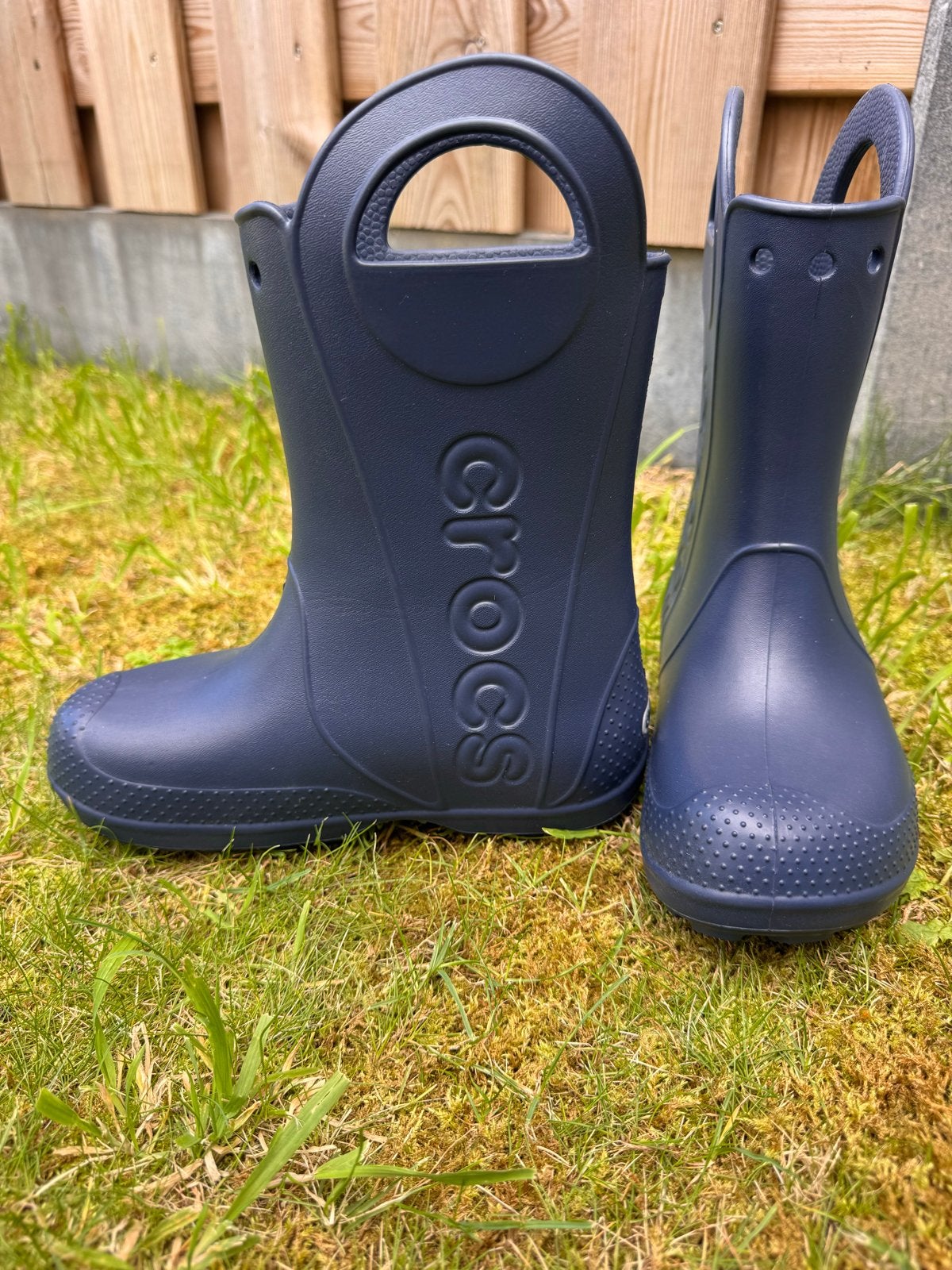 Nieuwe Crocs Handle It regenlaarzen - Navy Blauw - J3, Ophalen of Verzenden, Nieuw, Jongen, Laarzen