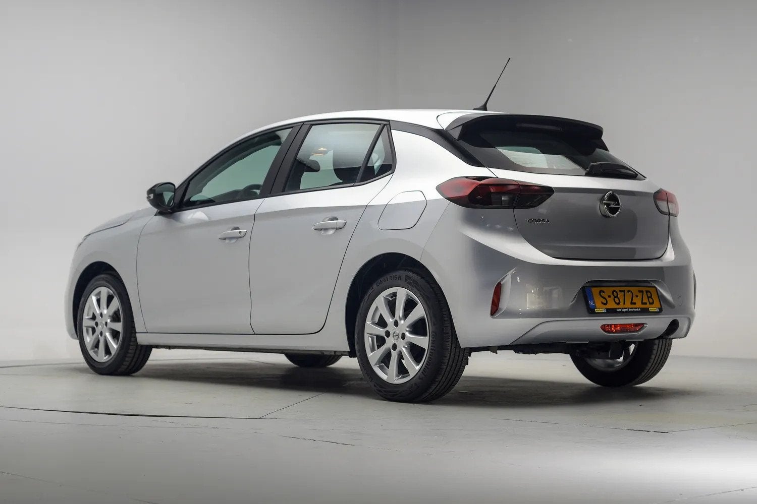 Opel Corsa 1.2 Level 2 [ Apple/Android Airco Cruise ], Auto's, 1199 cc, Origineel Nederlands, Bedrijf, Handgeschakeld