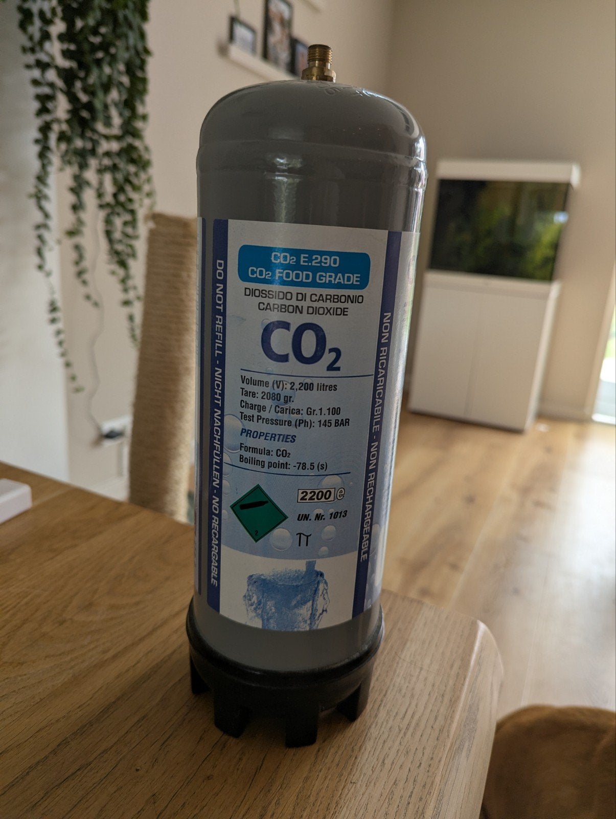 co2 cilinder wegwerp. Helemaal vol, Dieren en Toebehoren, Ophalen of Verzenden, Nieuw, CO₂-systeem