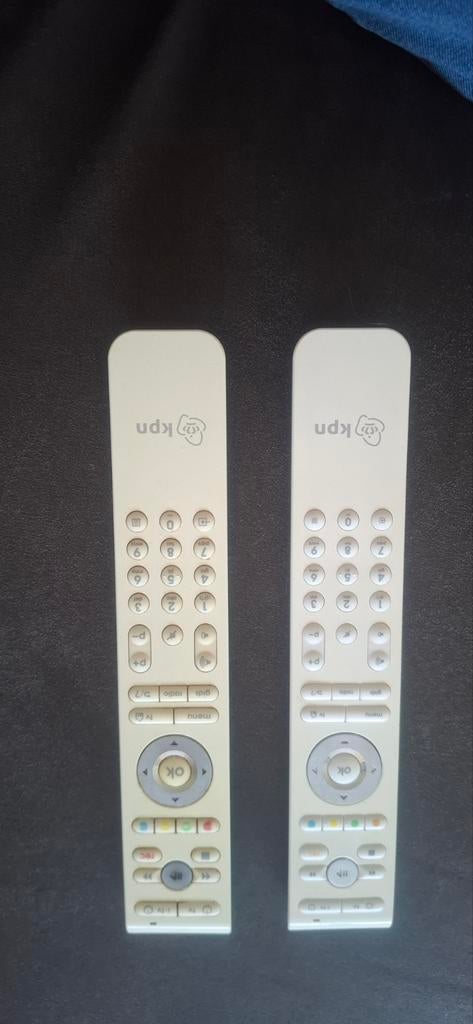 KPN Afstandsbediening voor TV en Mediabox (2 stuks), Ophalen of Verzenden, Gebruikt, Origineel, Tv
