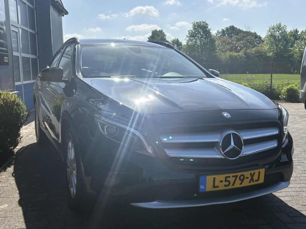 Mercedes-Benz GLA 180 Ambition TREKHAAK-STOELVERW-LM - 12 Ma, Automaat, Dealer onderhouden, Gebruikt, Euro 6